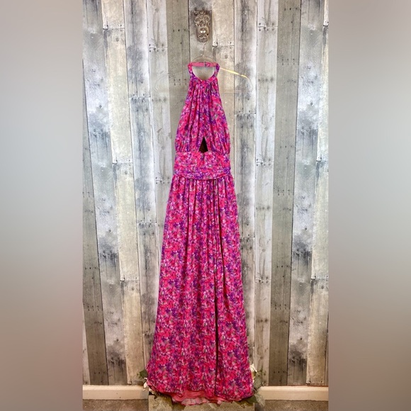 Lovers and Frends Hazel Gown in Liliana Floral Pink Size Large. - Picture 2 of 16